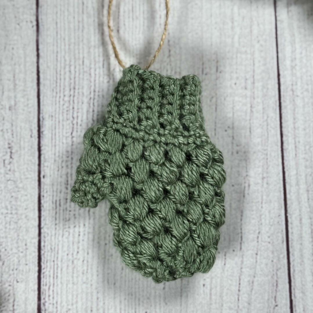 Christmas Ornament / Gift Card Holder - mitten