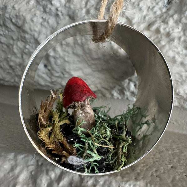 Ring Mushroom Ornament -red cap mushroom