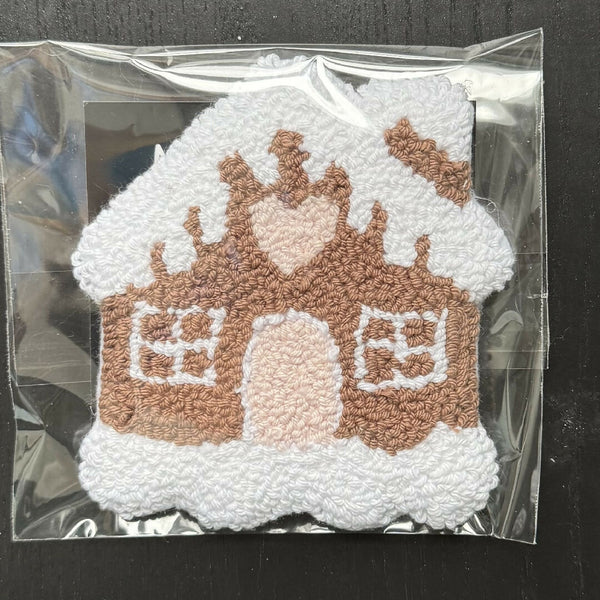 Gingerbread House Mug Rug