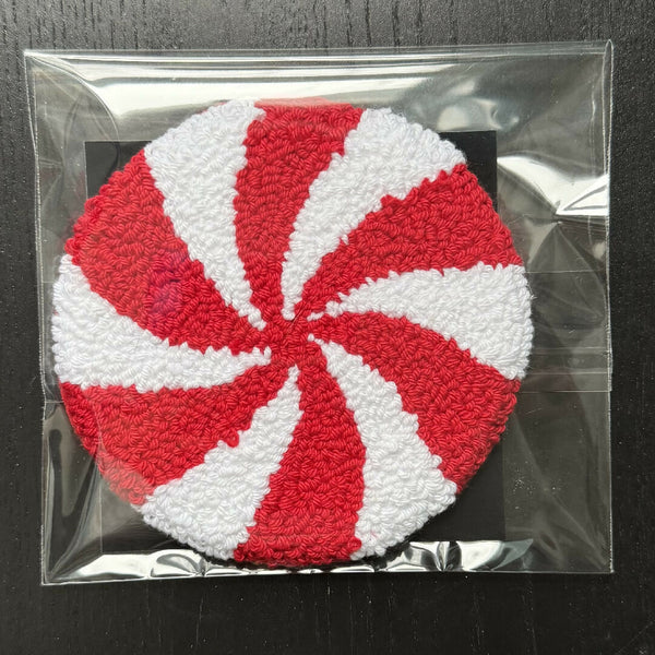 Sous-tasse à motif tourbillon de menthe rouge