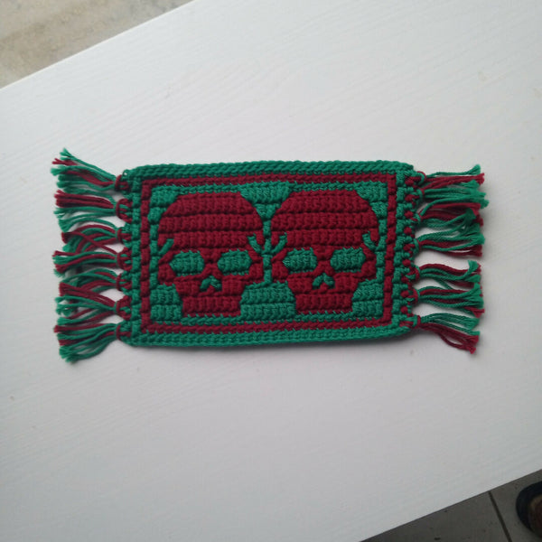 2 Skull Mugrug
