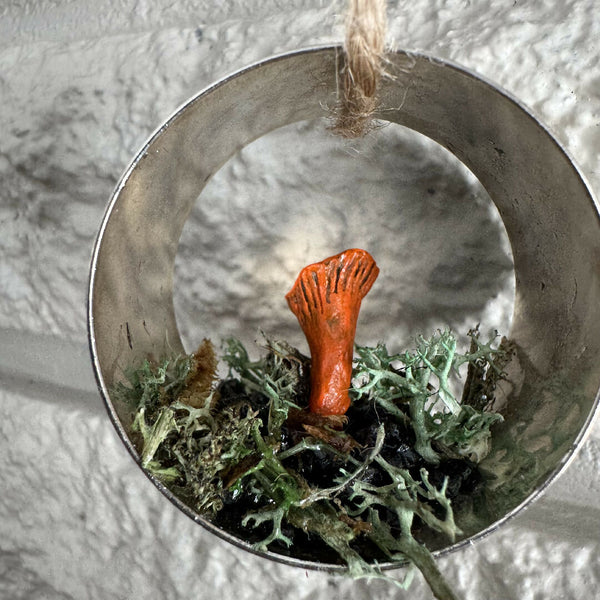 Ring Mushroom Ornament -orange