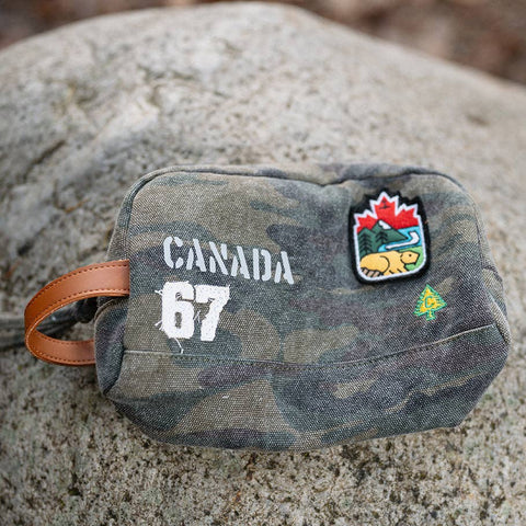 CANADA CAMOUFLAGE TRAVEL KIT