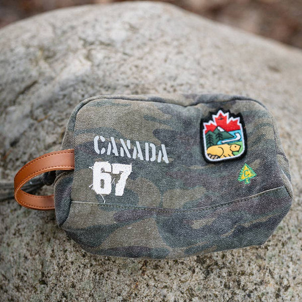 CANADA CAMOUFLAGE TRAVEL KIT