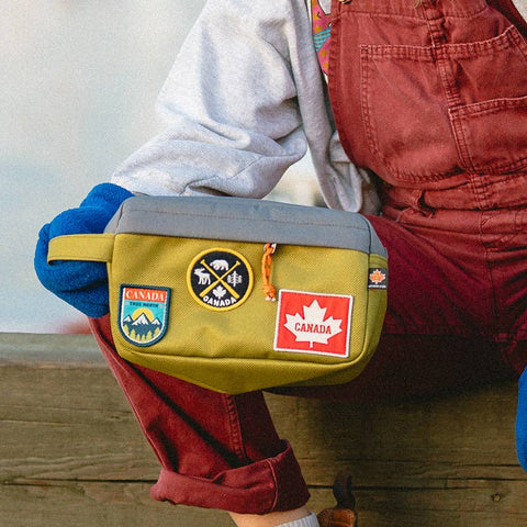 Compact design CANADA TRAVEL KIT TOILETRY BAG