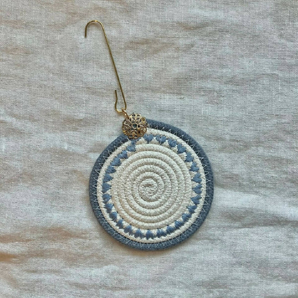 Rope Ornament with Grey Trim