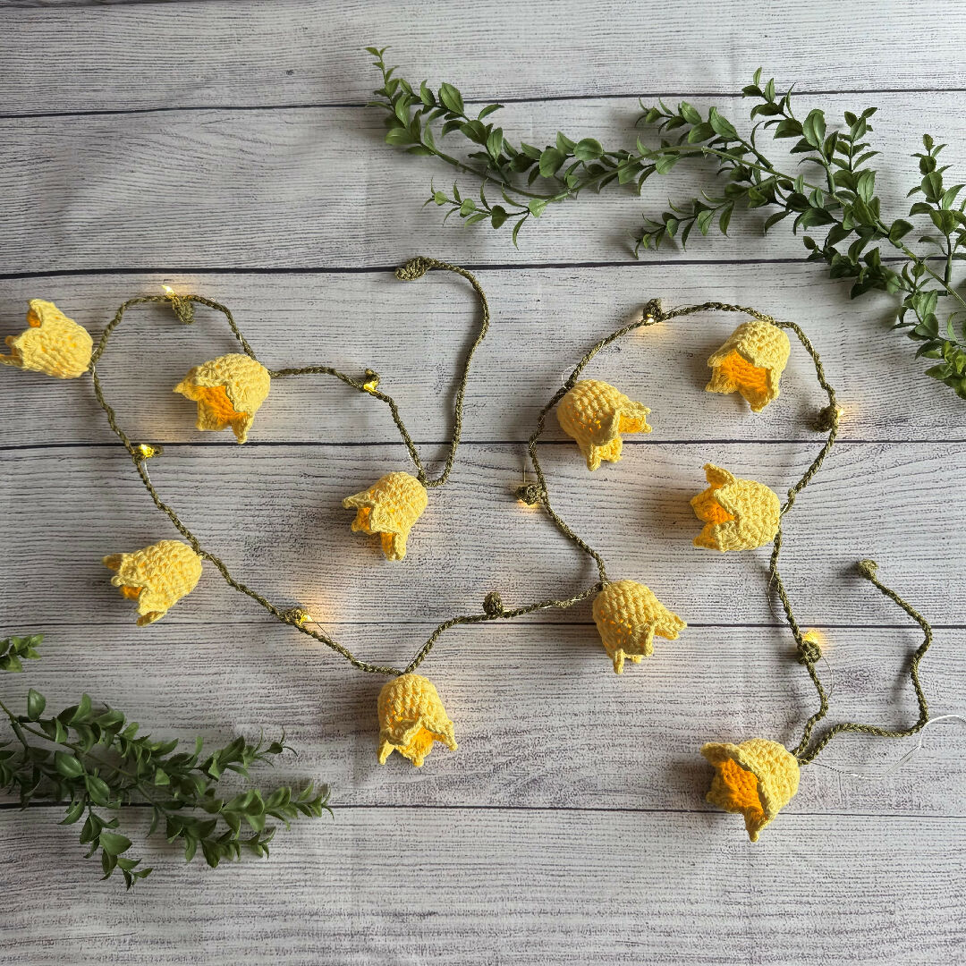 garland - tulip (yellow)